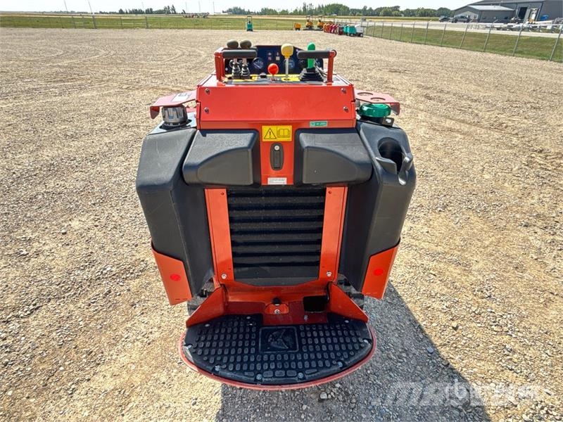 Ditch Witch SK800 Mini Compact Track Loader Kompaktlastare