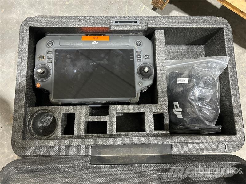 DJI Agras 3WWDZA40B Sprayer Drone Andre komponenter