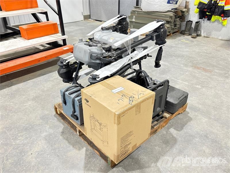 DJI Agras T50 Sprayer Drone Andre komponenter
