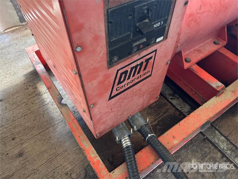 DMT 300GC2 250 kW Containerized Container and insi Générateurs diesel