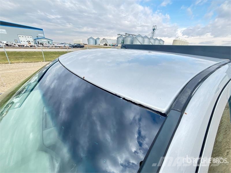 Dodge 2500 4x4 Flatbed Truck Flakbilar