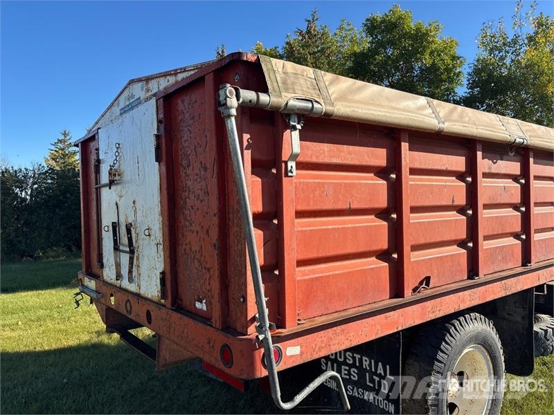 Dodge 500 4x2 Grain Truck (Inoperable) 农用/粮食运输车