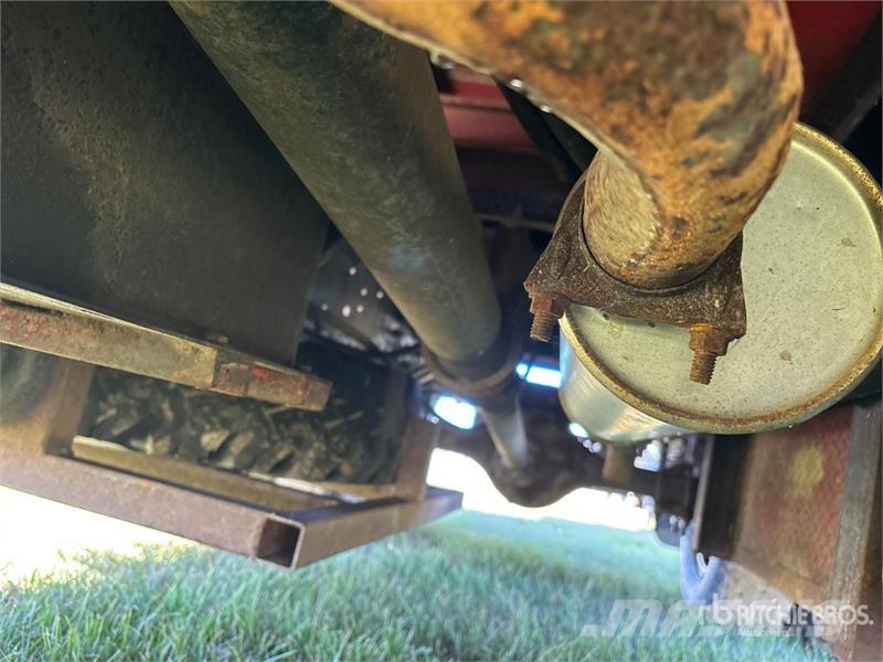 Dodge 500 4x2 Grain Truck (Inoperable) 农用/粮食运输车