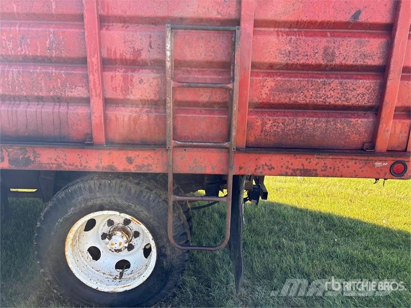 Dodge 500 4x2 Grain Truck (Inoperable) 农用/粮食运输车