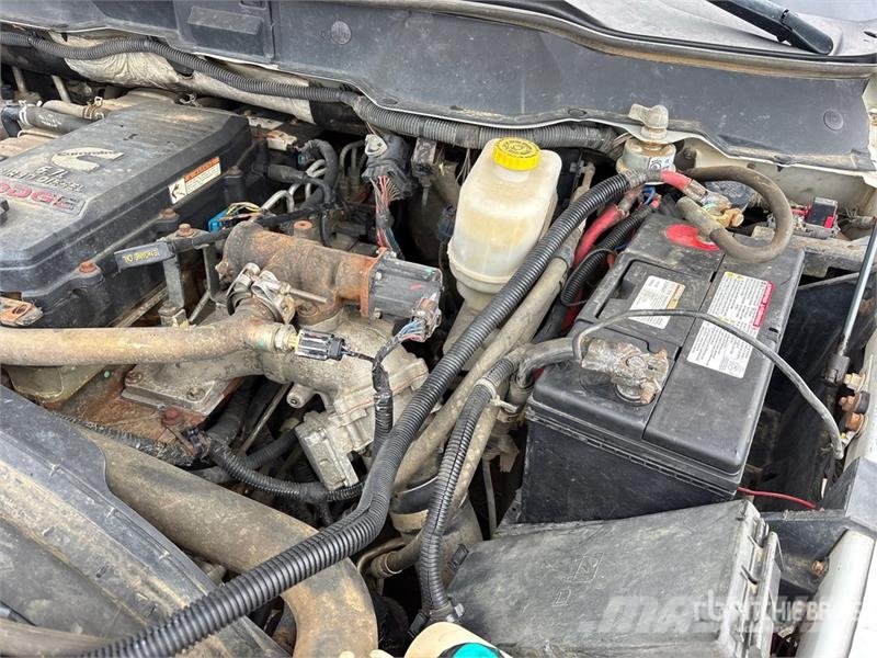 Dodge 5500 3000 L 4x4 Pressure Truck Вантажівки / спеціальні