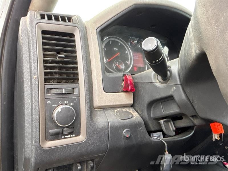 Dodge 5500 SD 4x4 Lube Truck Motrici cisterna