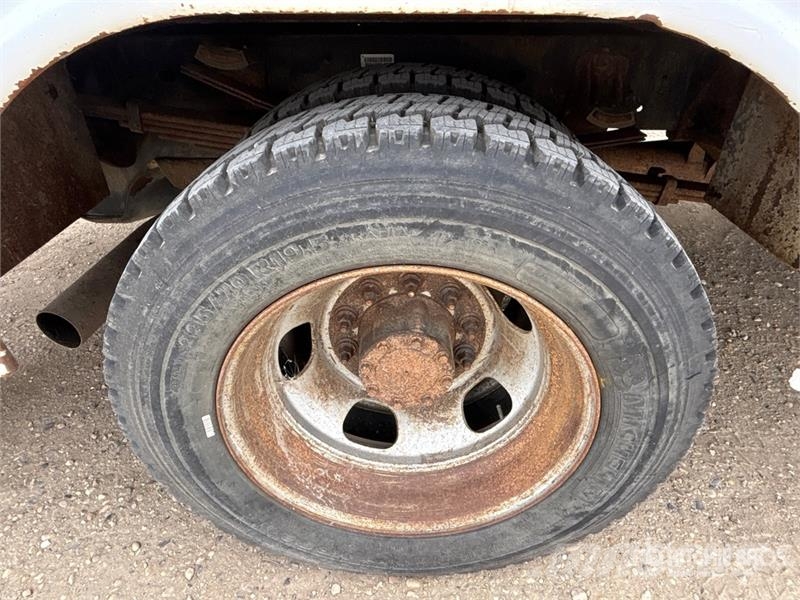 Dodge 5500 SD 4x4 Lube Truck Motrici cisterna