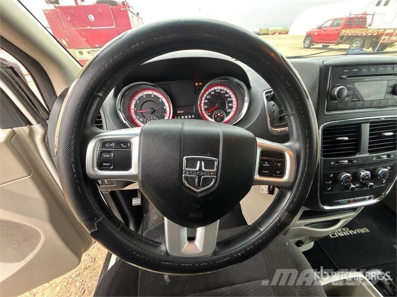 Dodge Caravan Minivan Biler