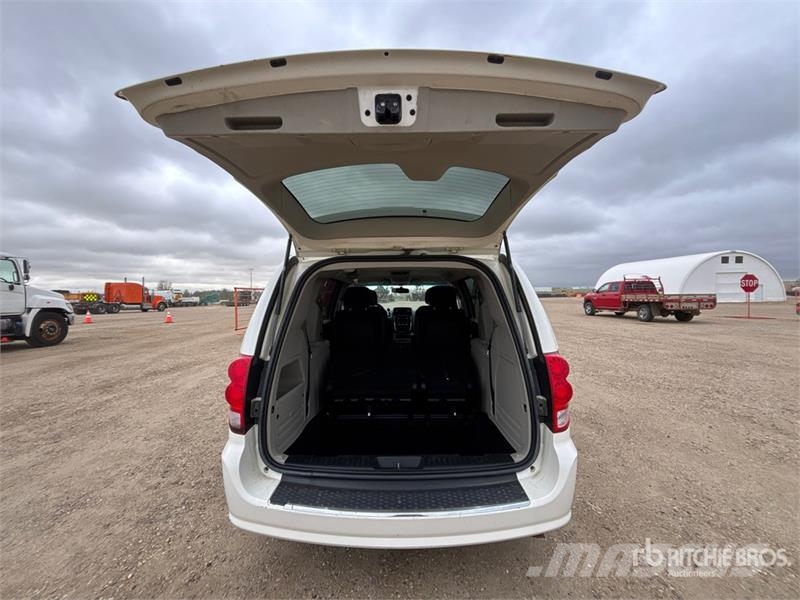 Dodge Caravan Minivan Biler