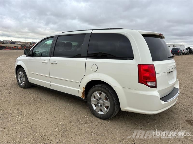 Dodge Caravan Minivan Biler