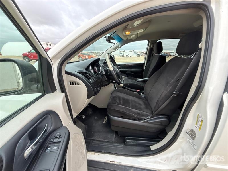 Dodge Caravan Minivan Biler