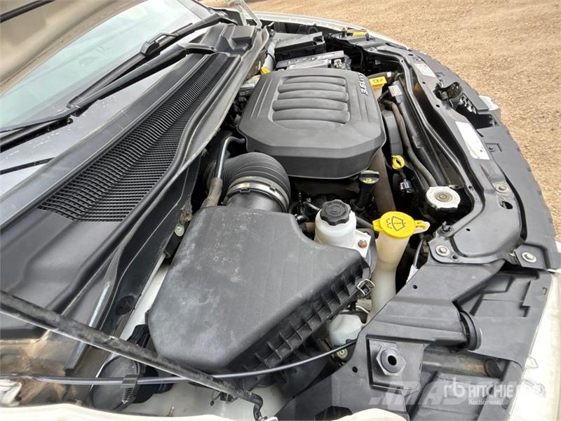 Dodge Caravan Minivan Biler