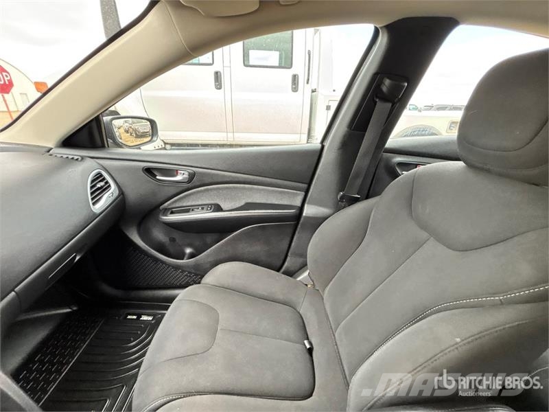 Dodge Dart Voiture
