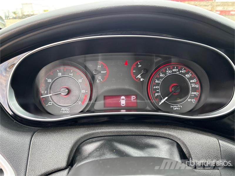 Dodge Dart Voiture