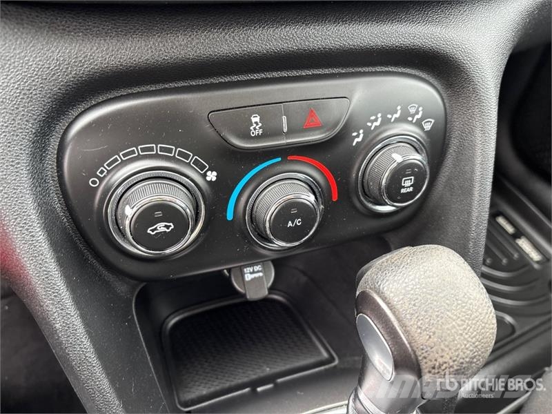 Dodge Dart Voiture