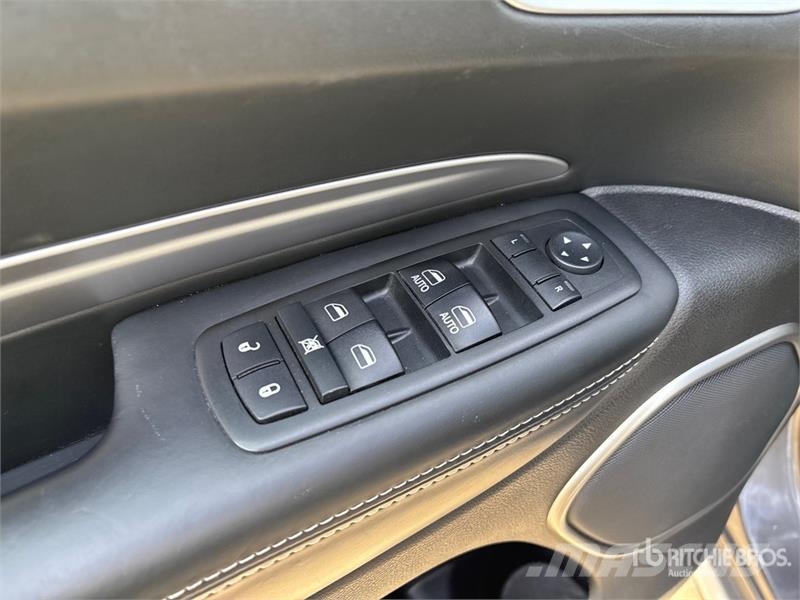 Dodge Durango Citadel AWD SUV Lengvieji automobiliai