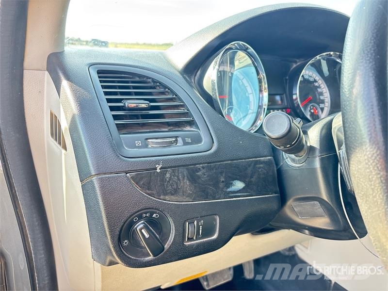 Dodge Grand Caravan Minivan Automobili