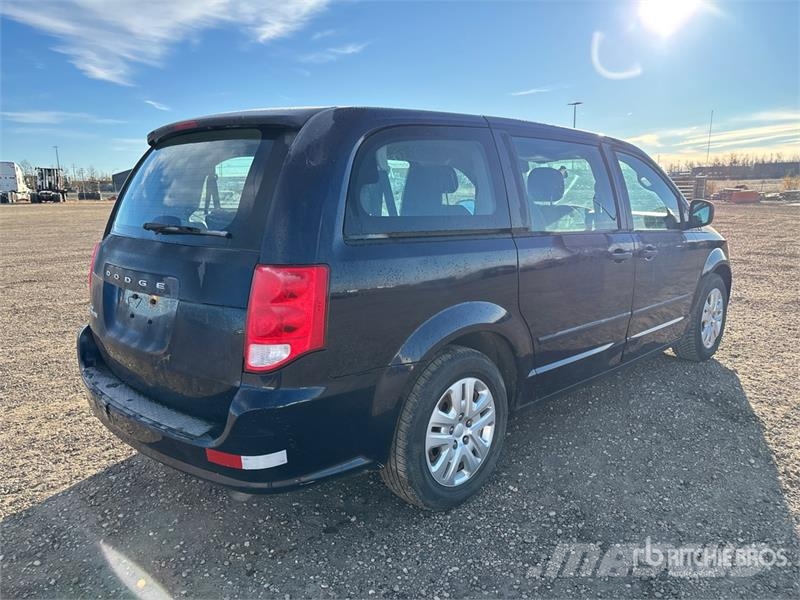 Dodge Grand Caravan Minivan Automobili
