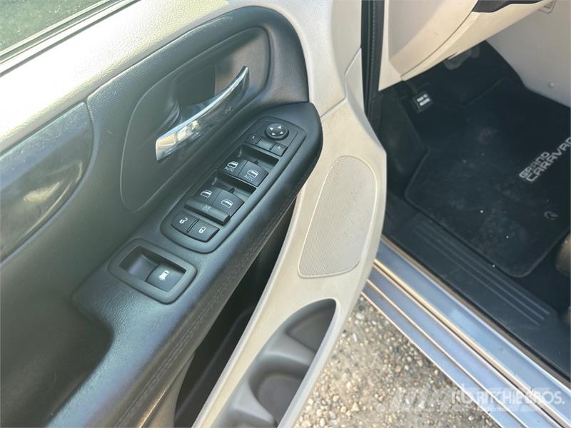 Dodge Grand Caravan SE PKWs