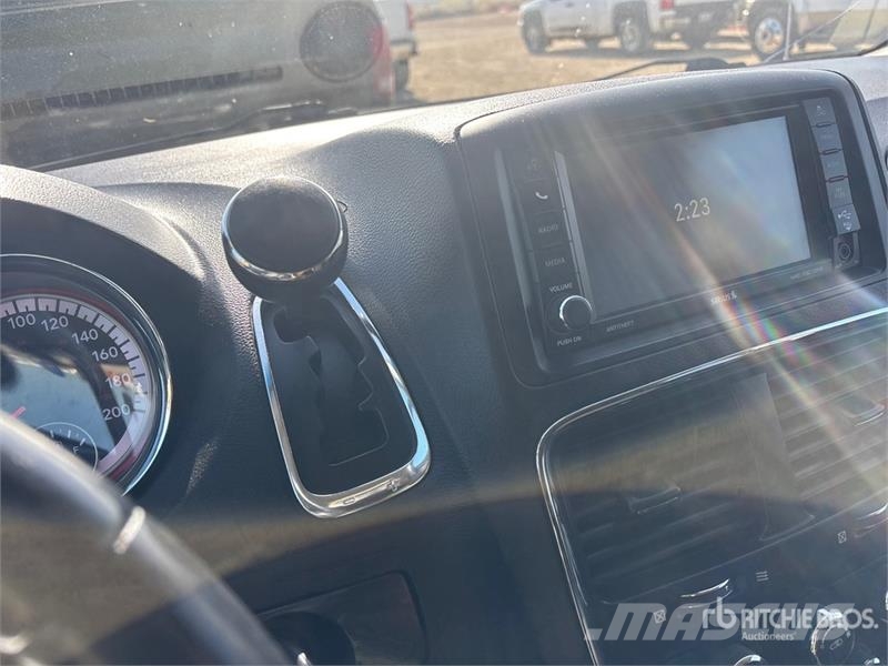 Dodge Grand Caravan SE PKWs
