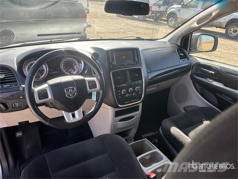 Dodge Grand Caravan SE PKWs