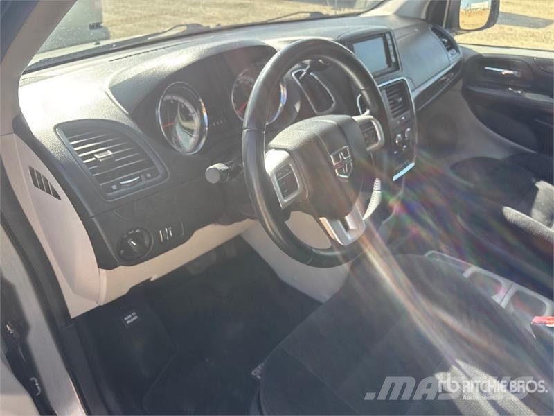 Dodge Grand Caravan SE PKWs