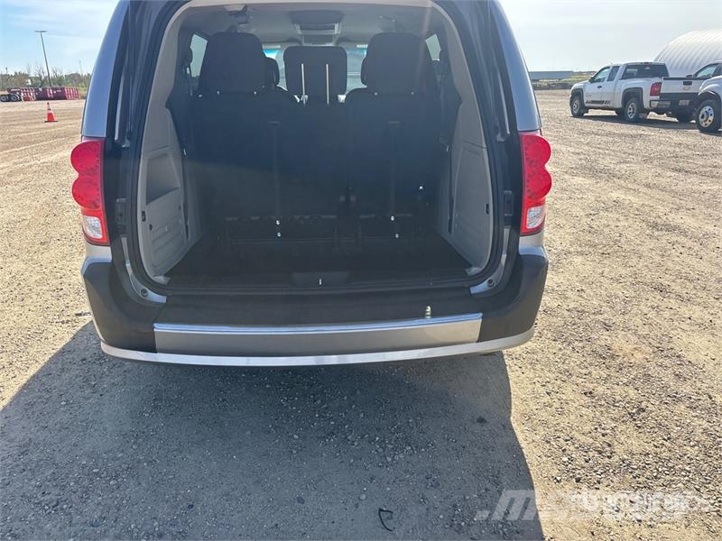 Dodge Grand Caravan SE PKWs