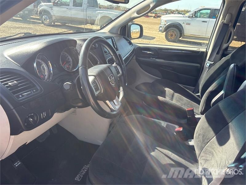 Dodge Grand Caravan SE PKWs