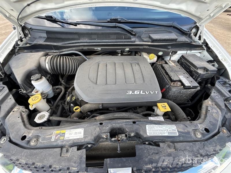 Dodge Grand Caravan SXT Minivan Автомобілі