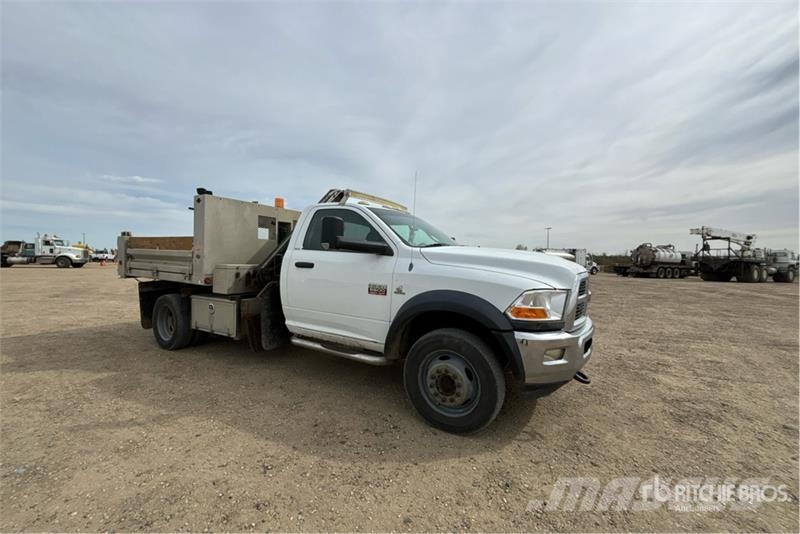 Dodge Hiab 044D-4CLX 980 kg Knuckle Boom on Dodge Ram 5 Automobiliniai kranai