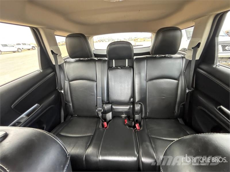 Dodge Journey AWD SUV Автомобілі