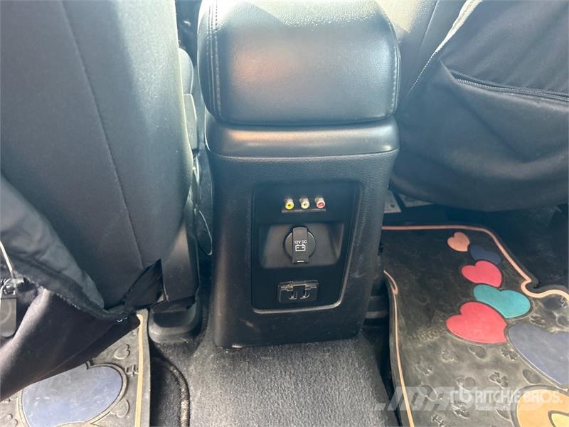 Dodge Journey SXT 4WD SUV Auto