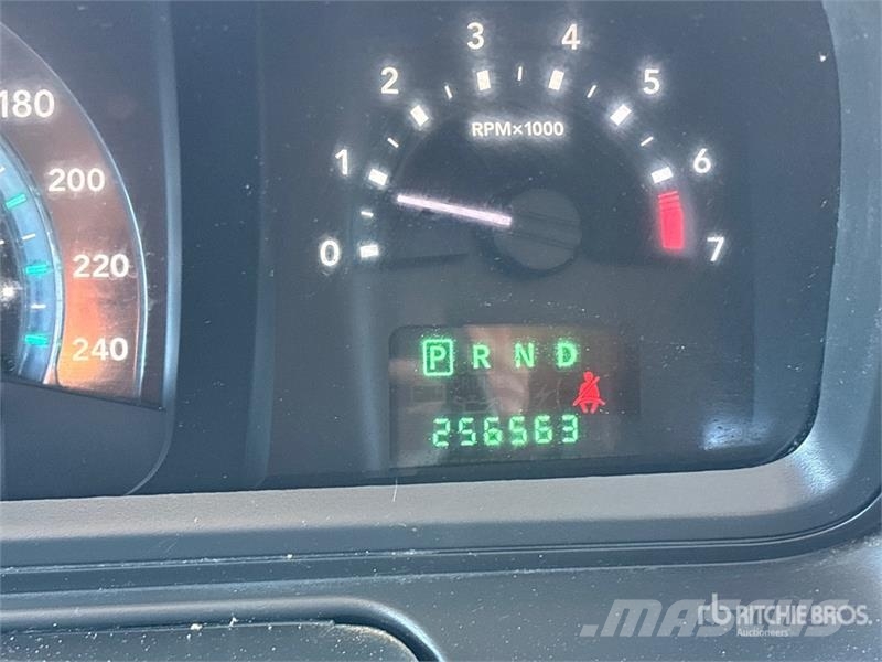Dodge Journey SXT AWD SUV Легковые автомобили