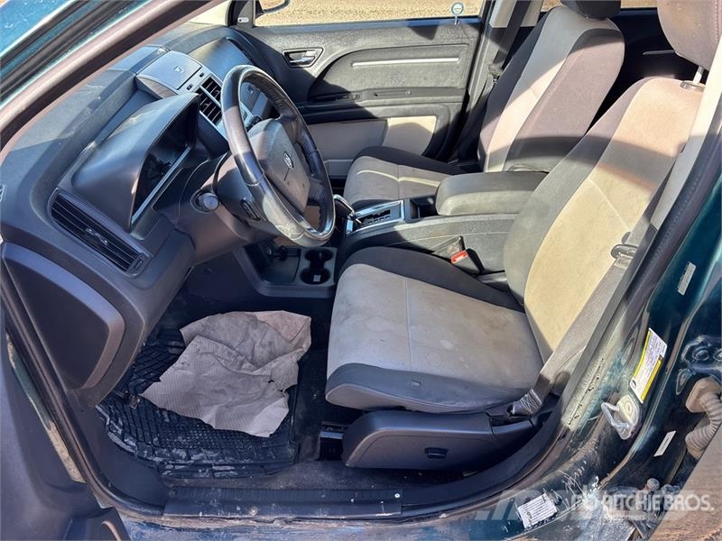Dodge Journey SXT AWD SUV Легковые автомобили