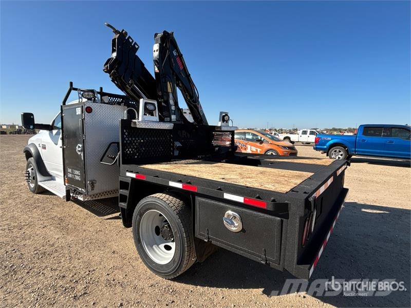 Dodge Knuckle Boom on Dodge Ram 5500 4x4 Boom Truck Kamioni sa kranom