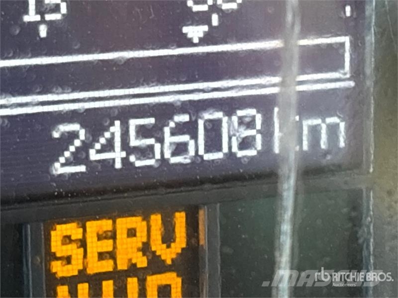 Dodge Knuckle Boom on Dodge Ram 5500 4x4 Boom Truck Kamioni sa kranom