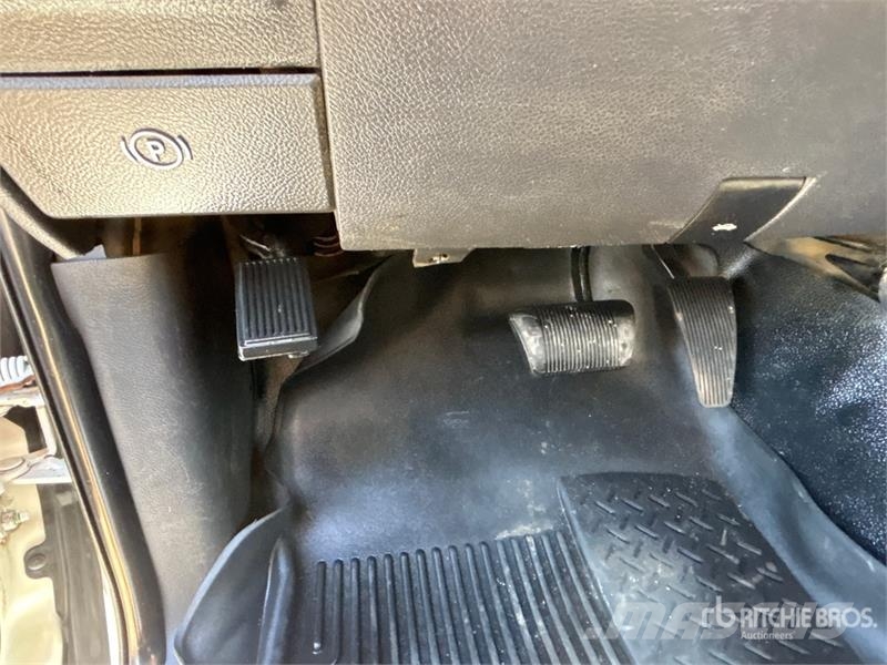 Dodge Knuckle Boom on Dodge Ram 5500 4x4 Boom Truck Kamioni sa kranom