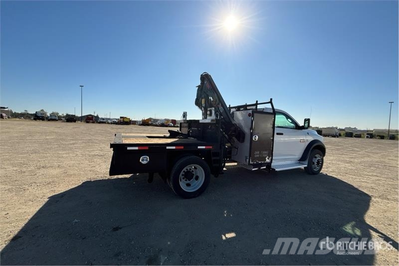 Dodge Knuckle Boom on Dodge Ram 5500 4x4 Boom Truck Kamioni sa kranom
