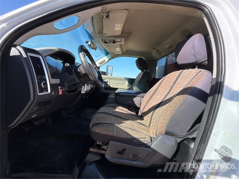 Dodge Knuckle Boom on Dodge Ram 5500 4x4 Boom Truck Kamioni sa kranom