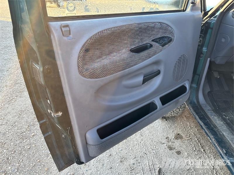 Dodge Ram 1500 Drugi
