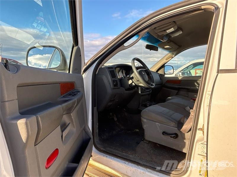 Dodge Ram 1500 其他
