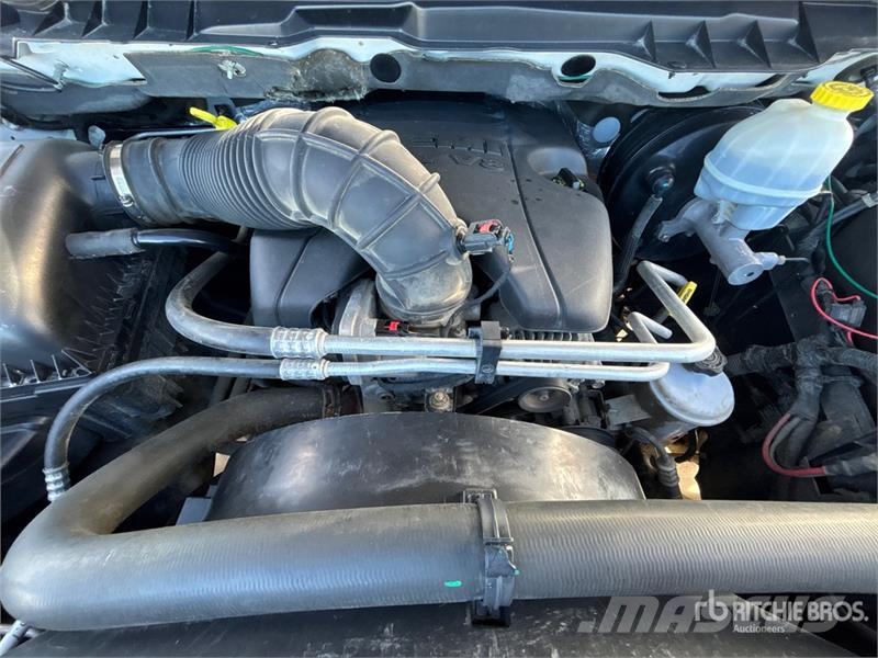 Dodge Ram 1500 Muu