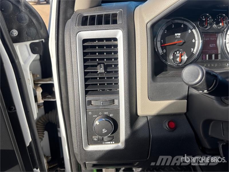 Dodge Ram 1500 Muu