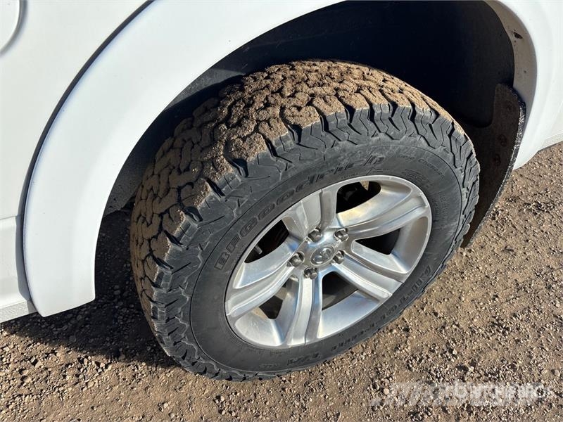 Dodge Ram 1500 Muu
