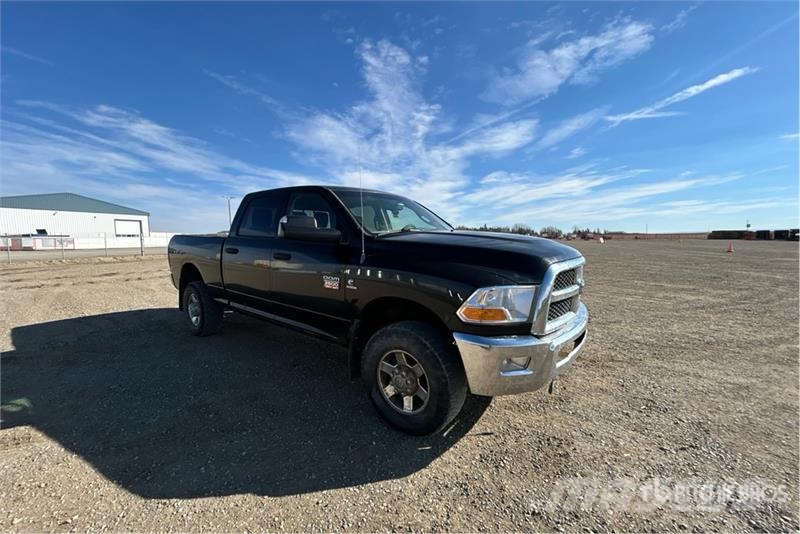 Dodge Ram 2500 Прочие фургоны