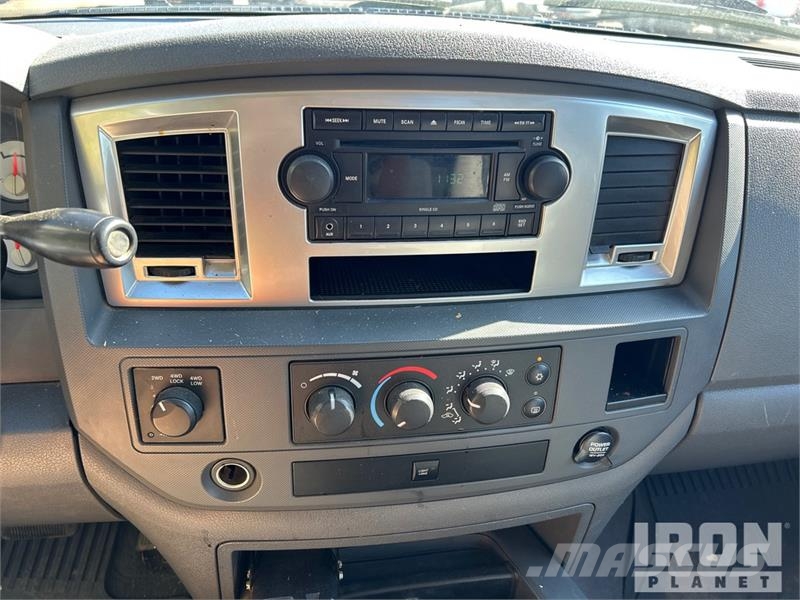 Dodge Ram 2500 Прочие фургоны
