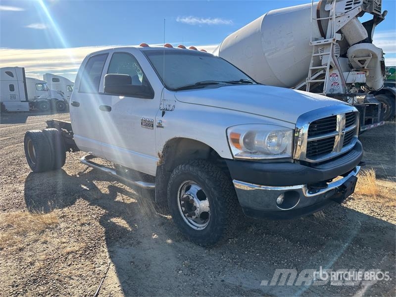 Dodge Ram 2500 Vezetőfülke és belső tartozékok