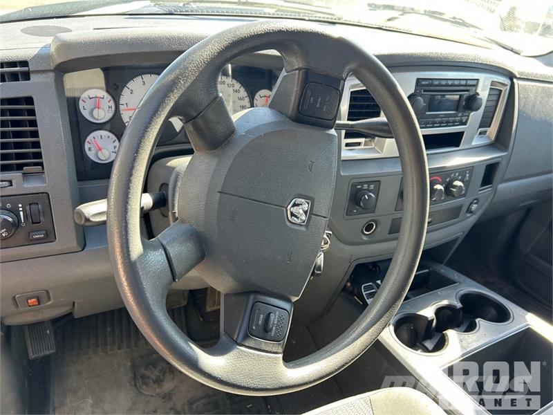 Dodge Ram 2500 Прочие фургоны