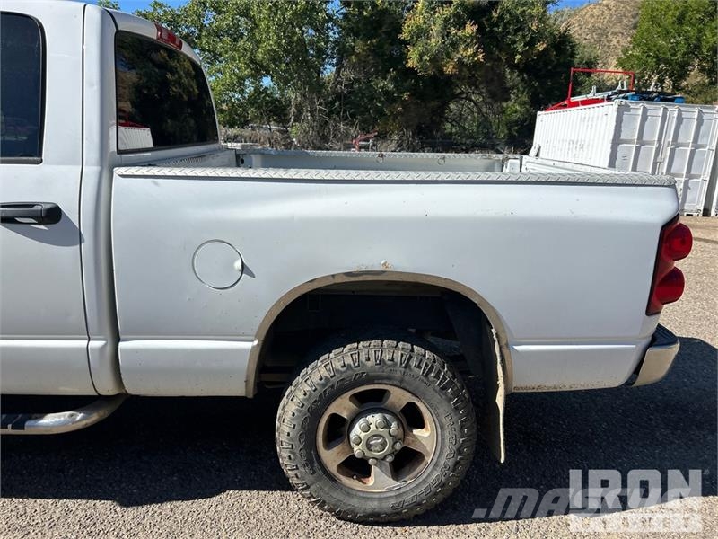Dodge Ram 2500 Прочие фургоны