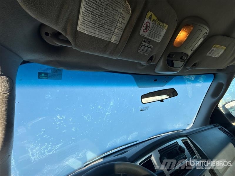 Dodge Ram 2500 Vezetőfülke és belső tartozékok